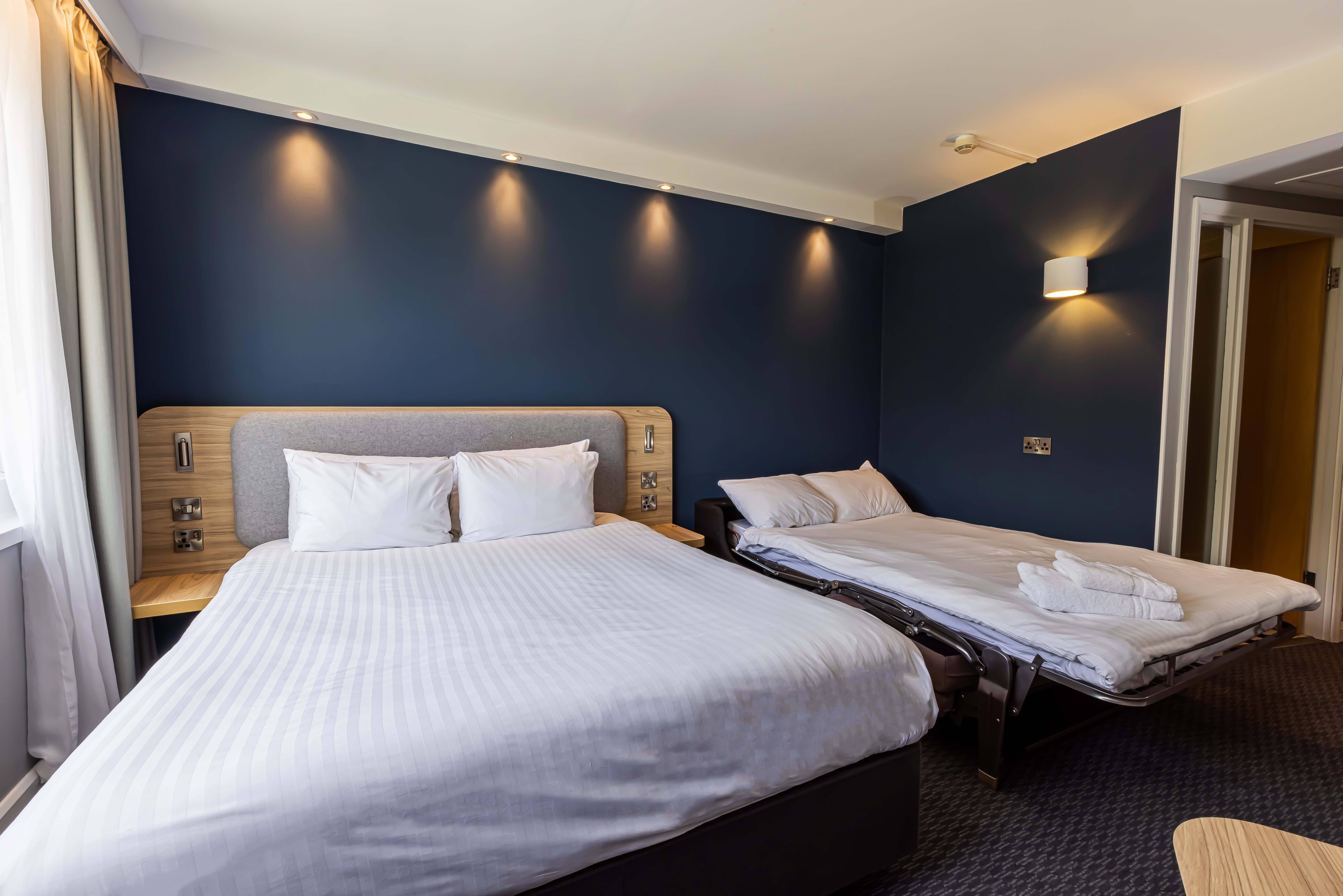 Holiday Inn Express Norwich 12/57