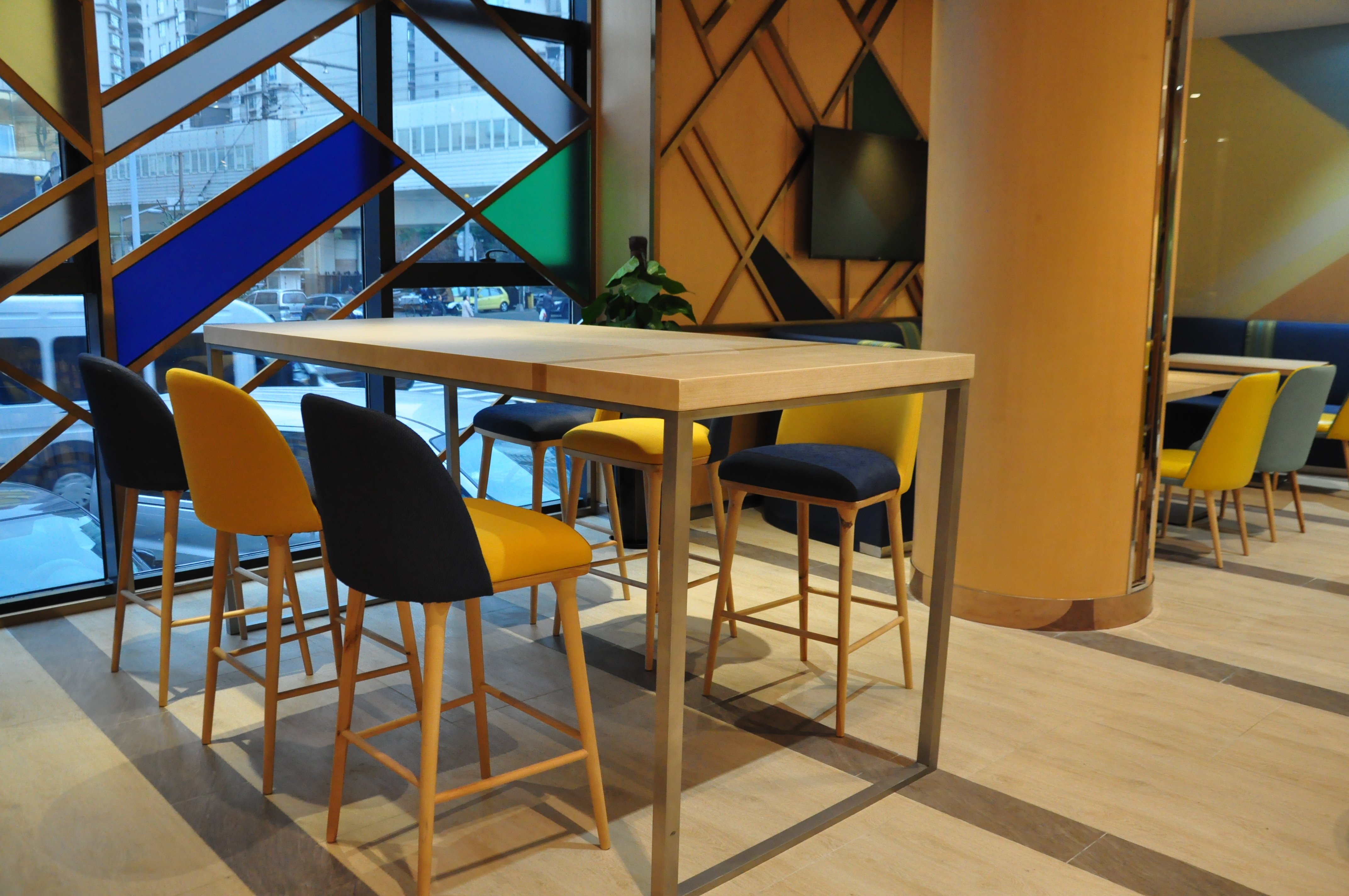 Holiday Inn Express Shanghai Zhenping 48/69