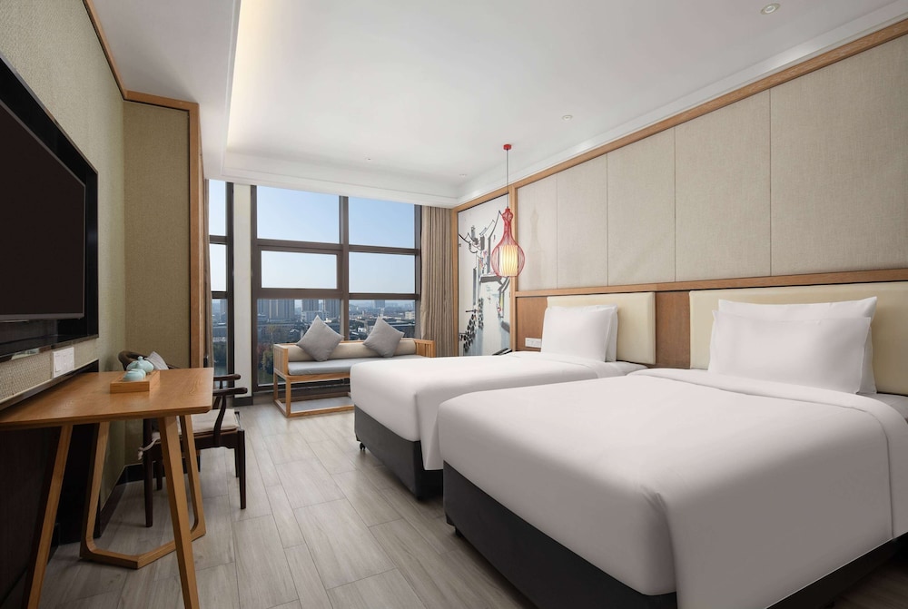 Days Inn by Wyndham Shaoxing Yuecheng 15/30