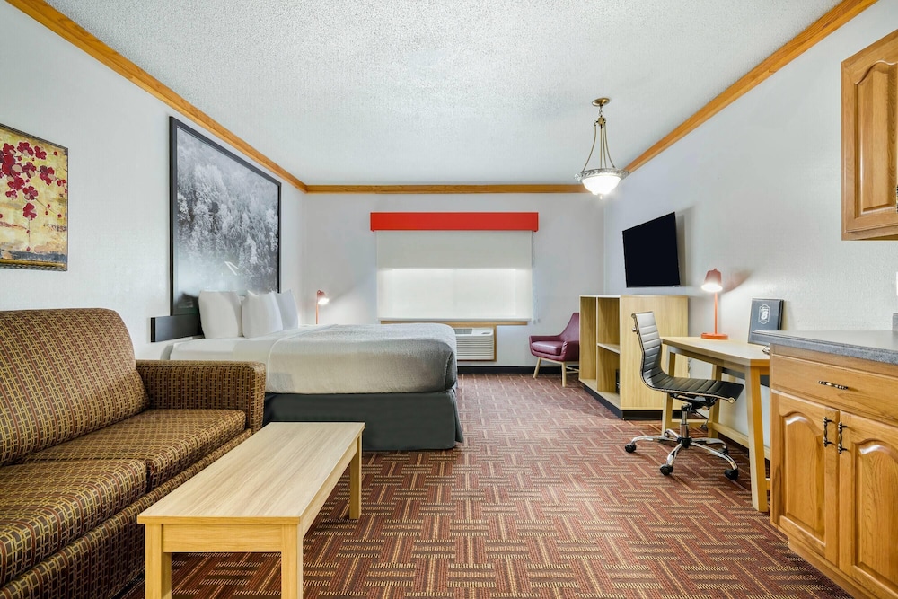 Super 8 By Wyndham Eveleth 29/49