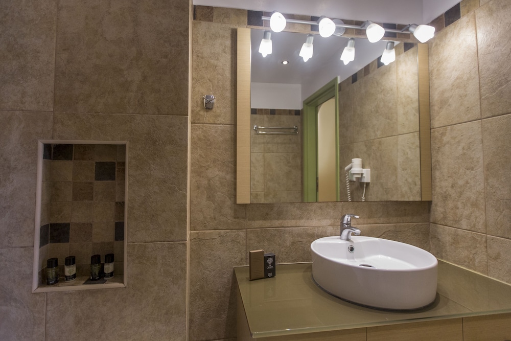 Hotel Anassa 45/50