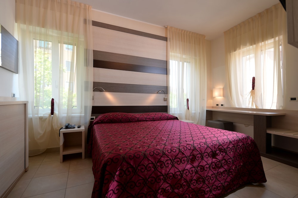 Hotel Siena 14/48