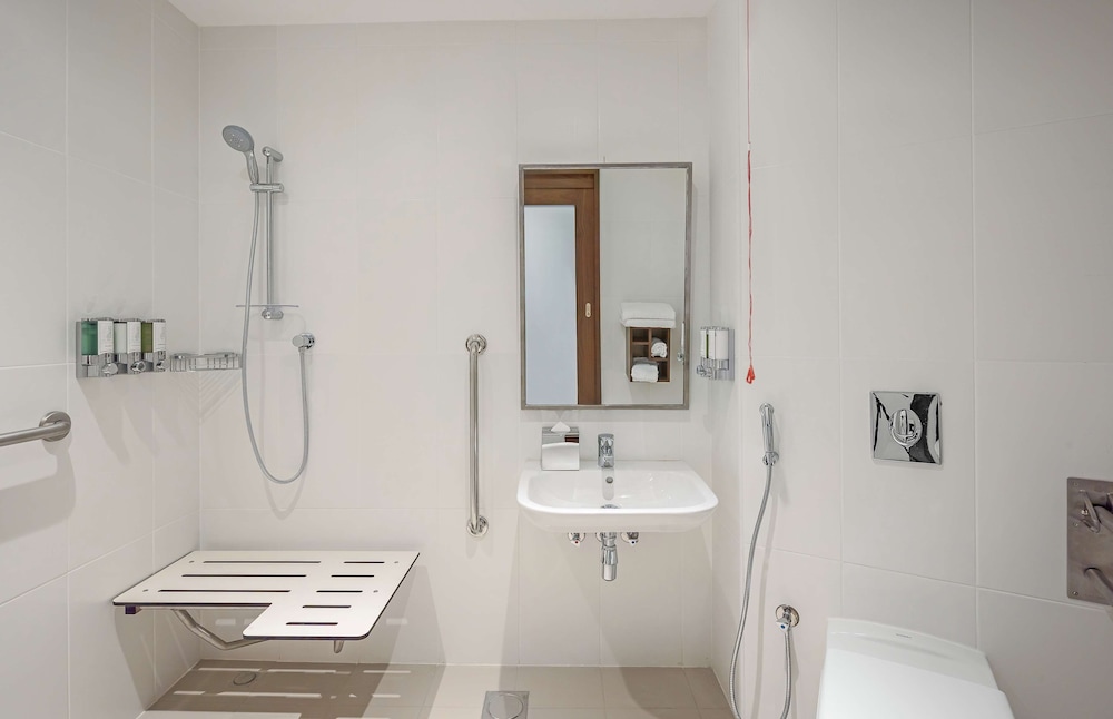 Hampton By Hilton Dubai Al Barsha 11/61