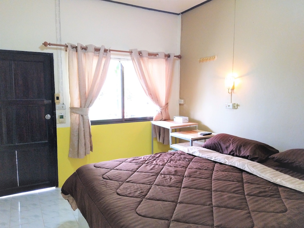 Casamarina Guest House 8/19