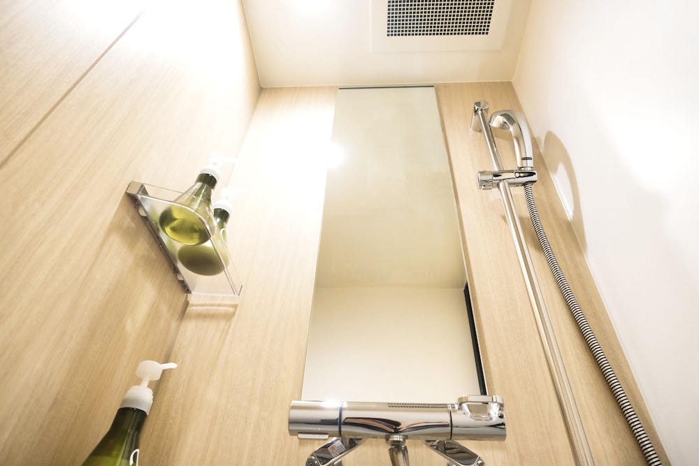 Luxcare Hotel Osaka 43/53