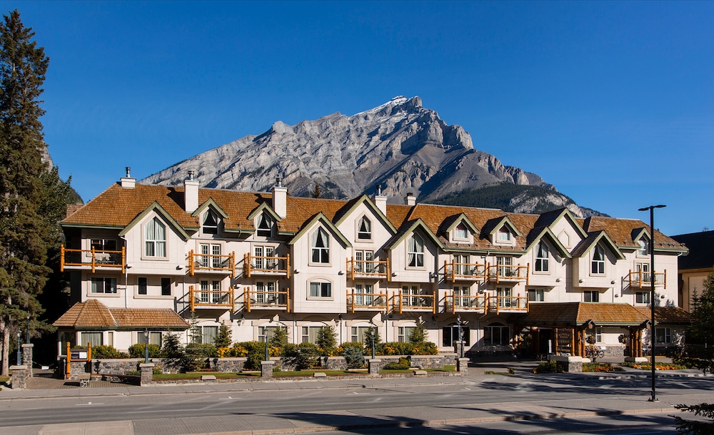 Rundlestone Lodge Hotel 10/88