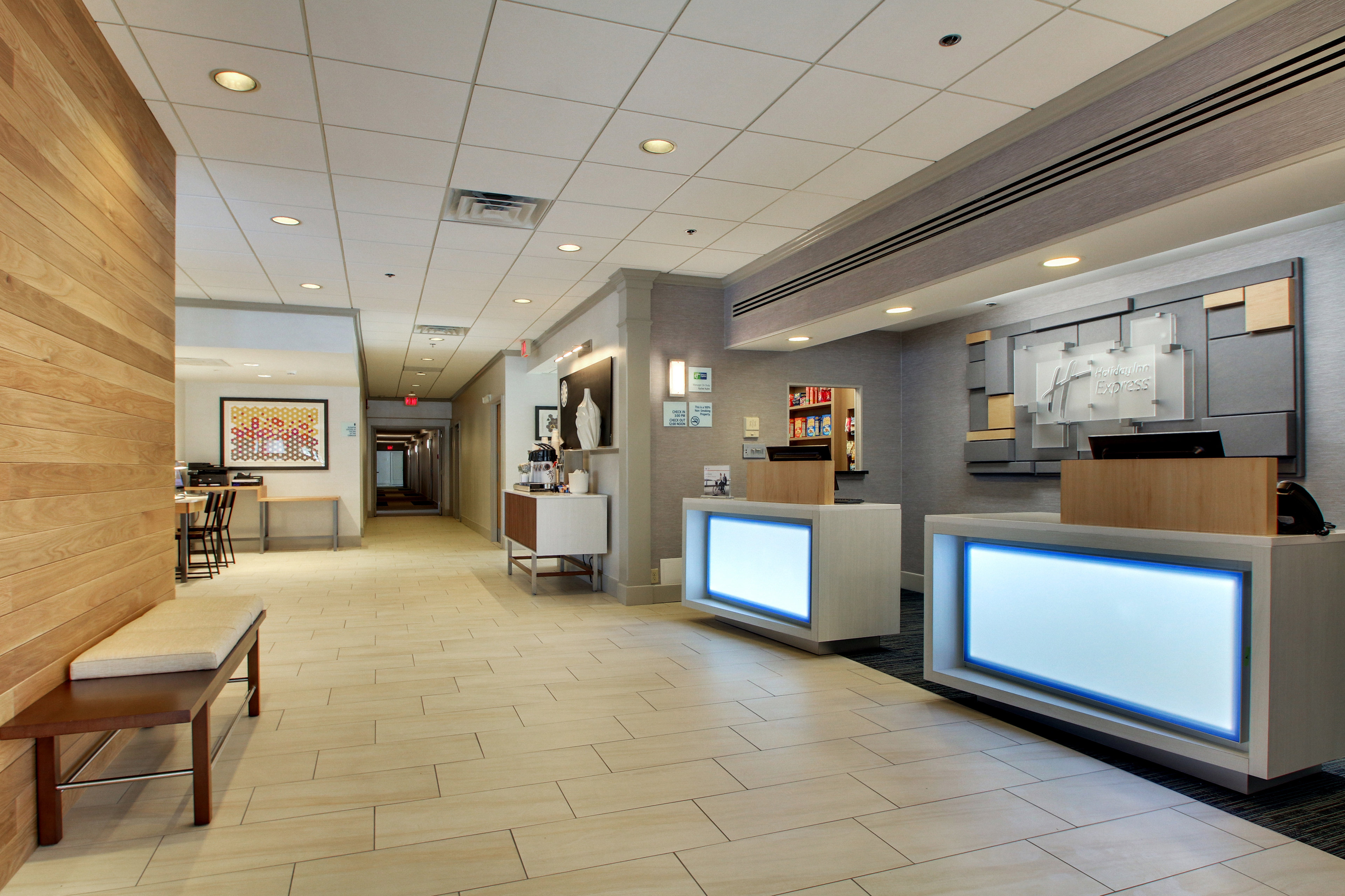 Holiday Inn Express Poughkeepsie 7/48