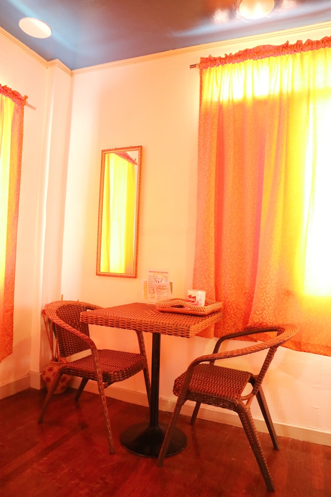 Isla Bonita Beach Resort 34/67