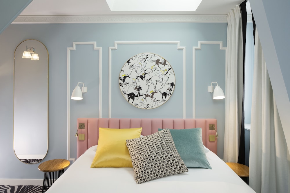 Hotel Pastel Paris 31/41