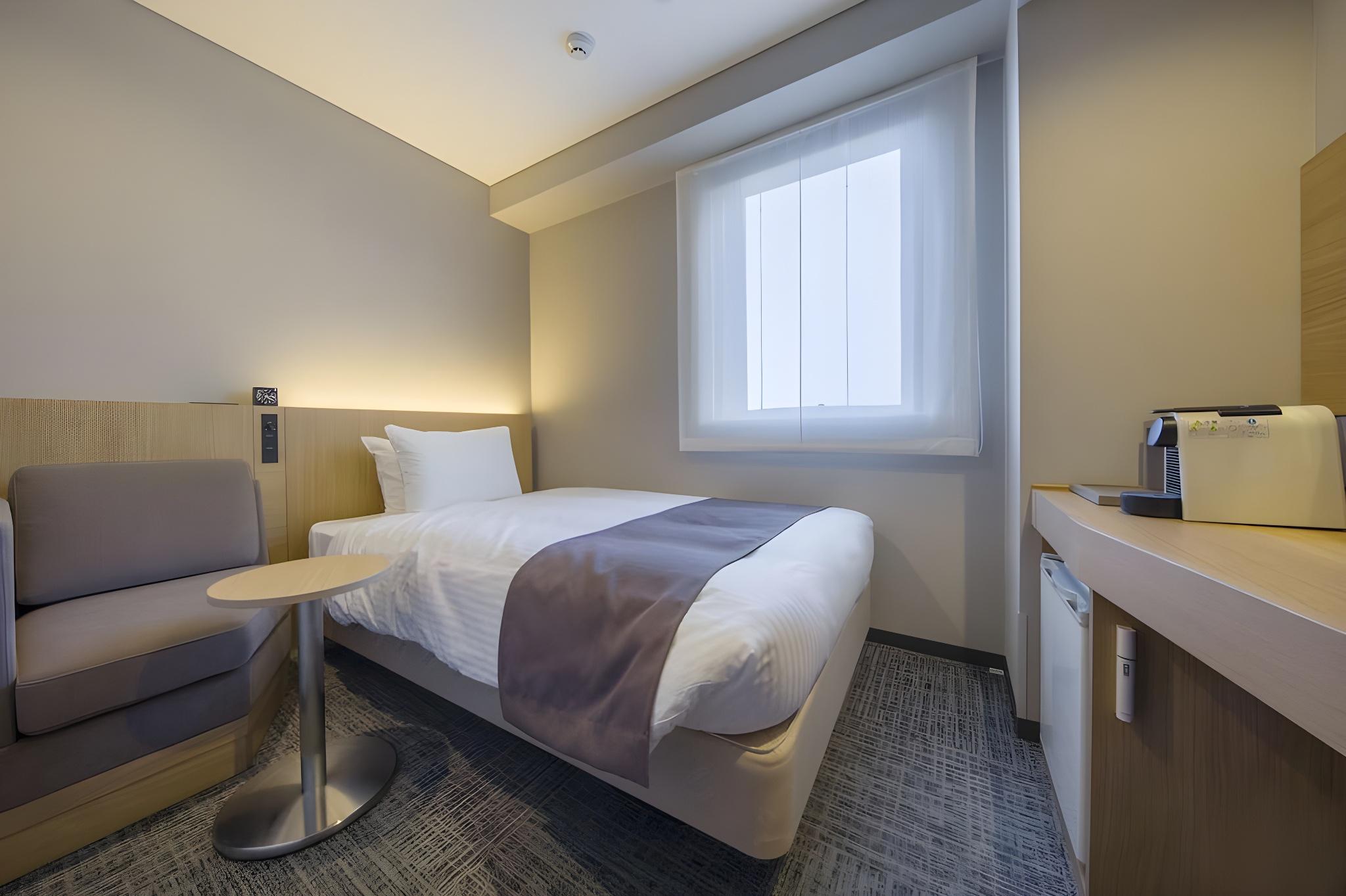 Standard, Semi Double Bed