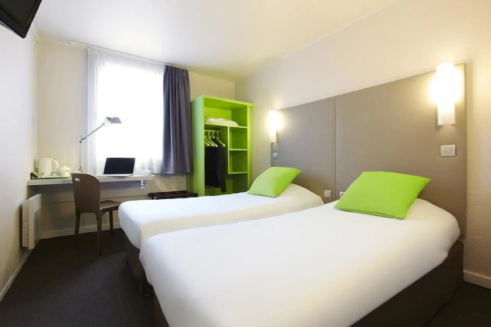 Campanile Paris Est Bobigny 3/24