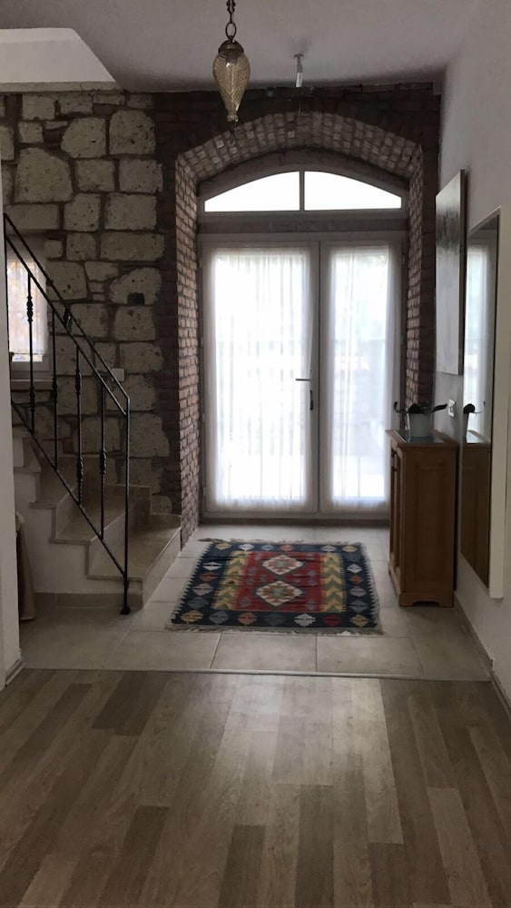Kerme Ottoman Alacati 8/50