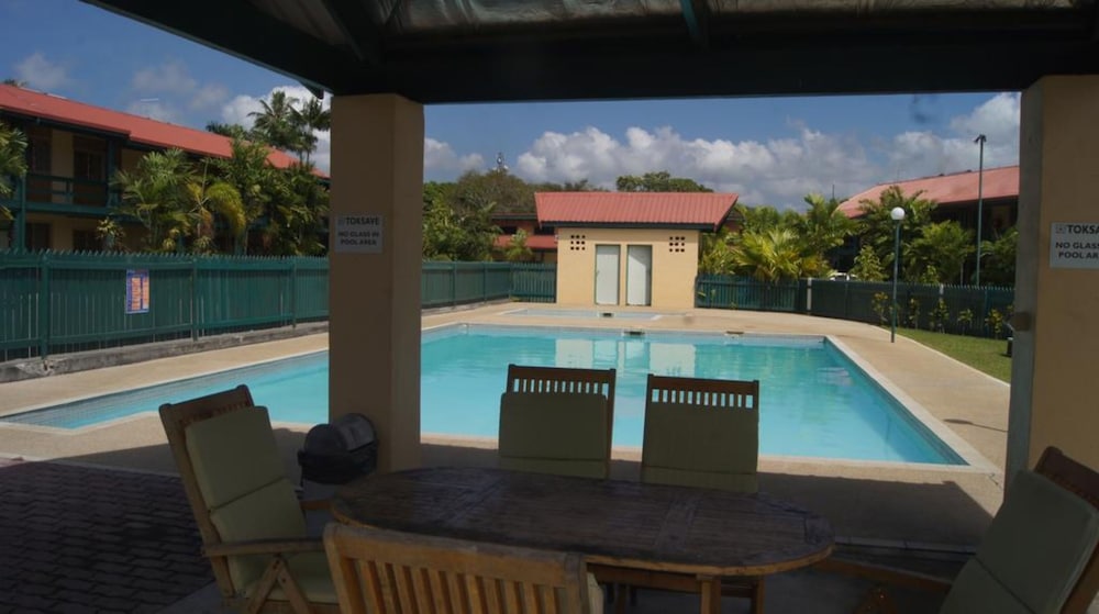 Madang Star International Hotel 58/60