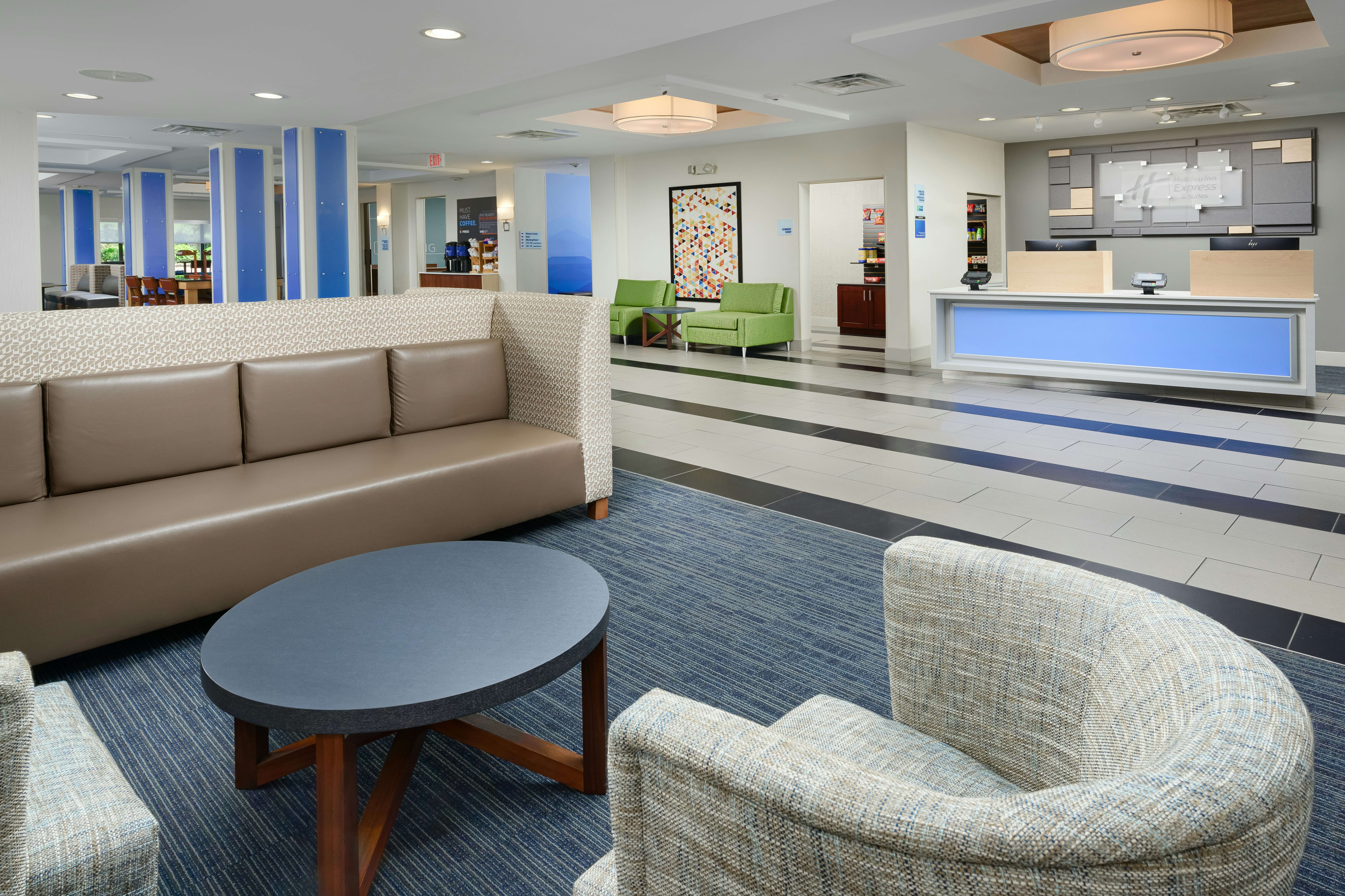Holiday Inn Express Hotel & Suites Tullahoma 25/47