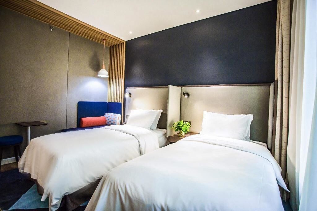Standard, Twin Beds, Extra Floor Space