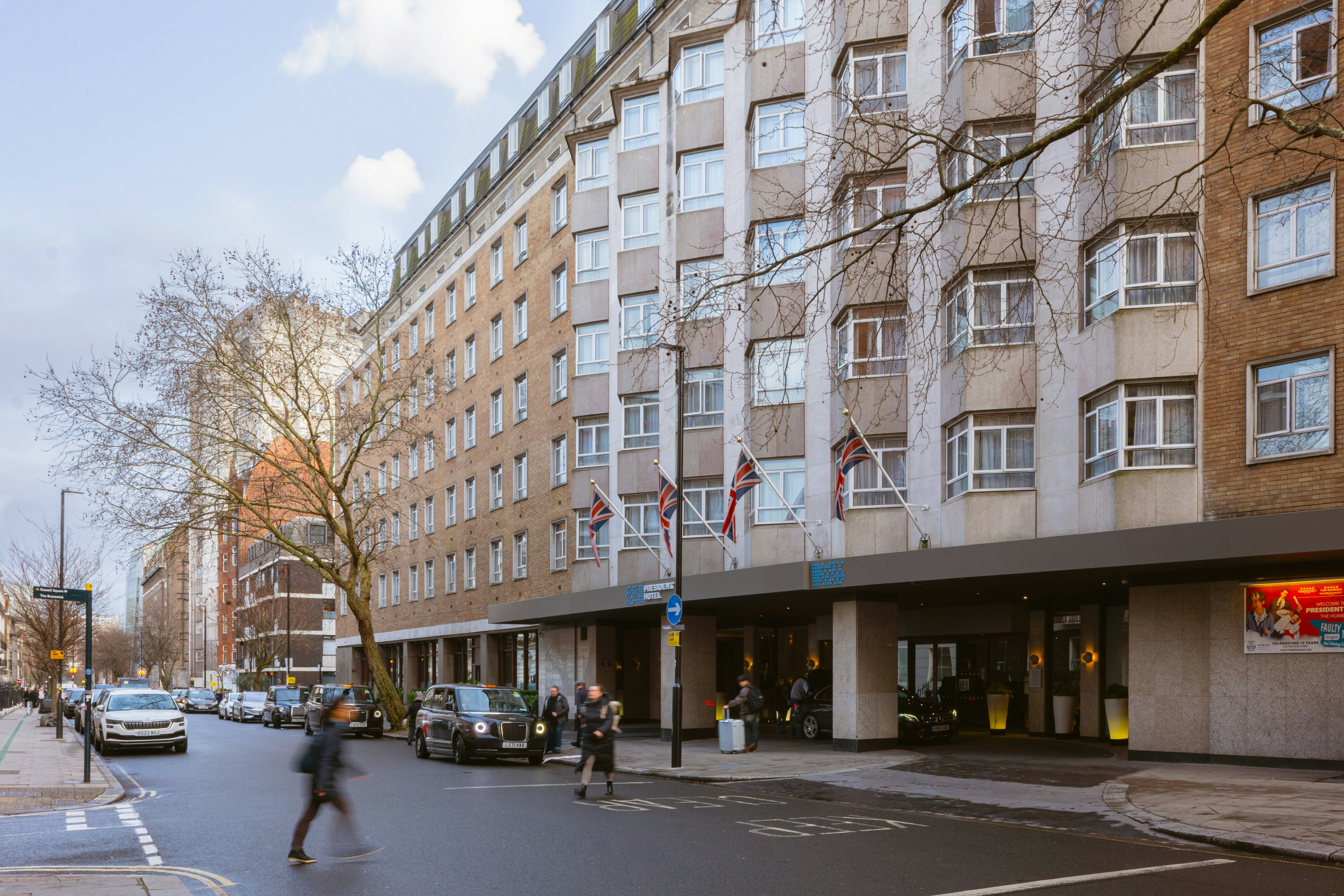 President Hotel 65/70