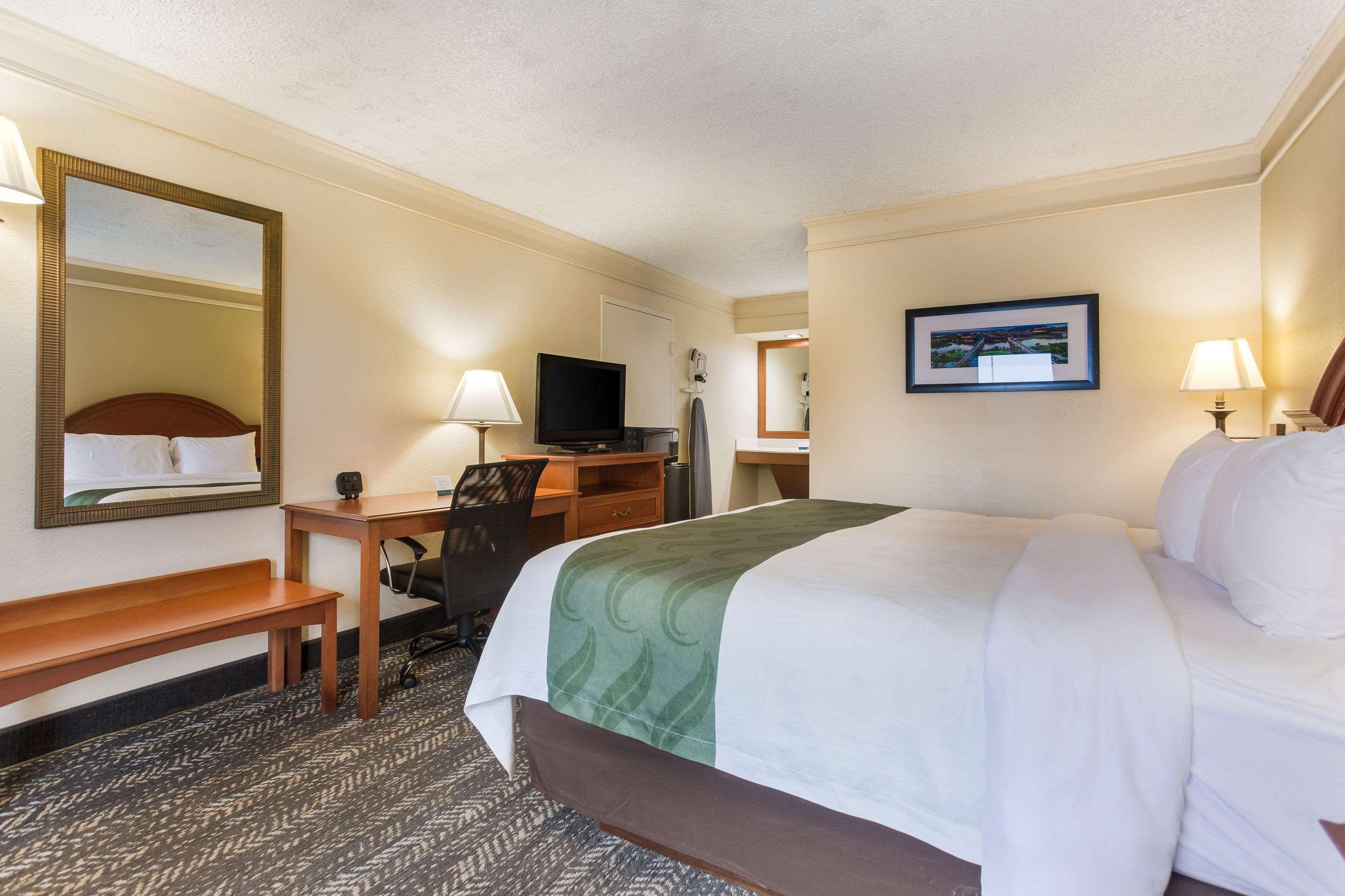 Quality Inn - Hamilton Place 9/20