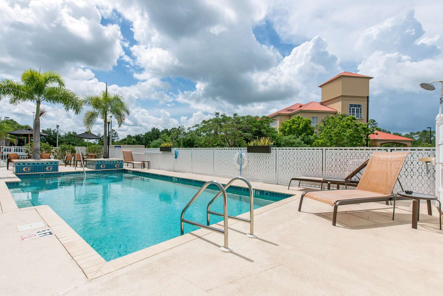 Sleep Inn & Suites Port Charlotte-Punta Gorda 23/24