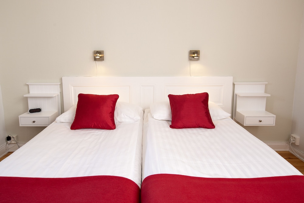 Hotel Emma 5/39