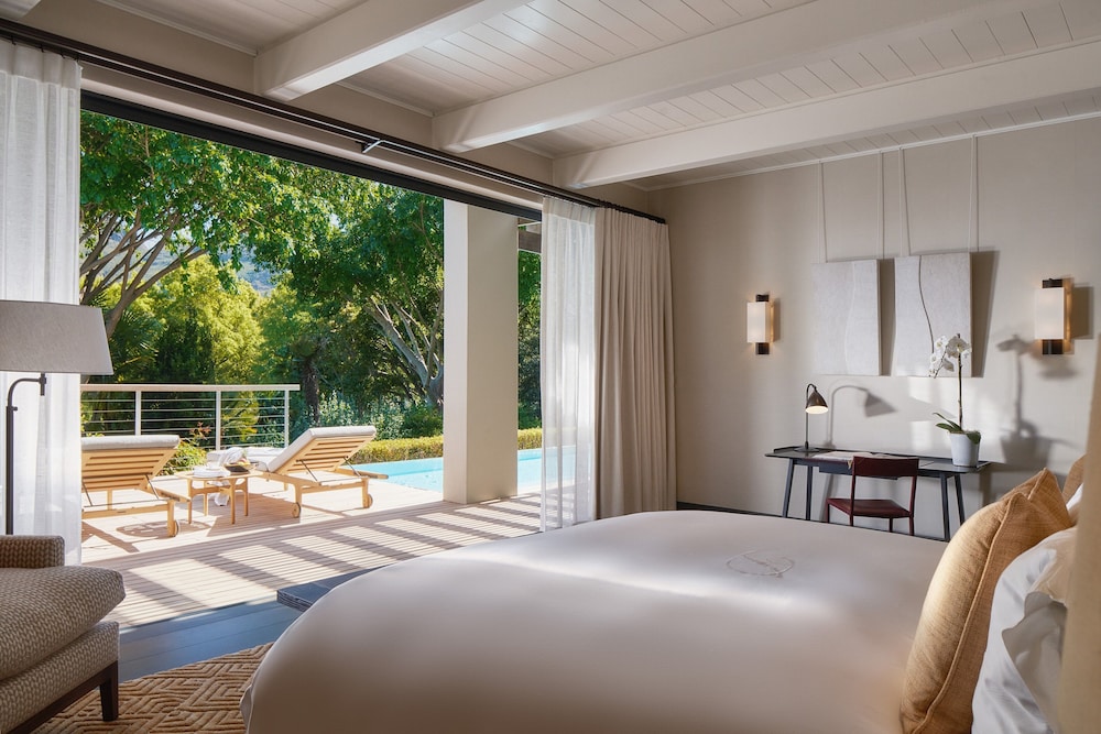 Presidential, Lodge, 2 King Beds