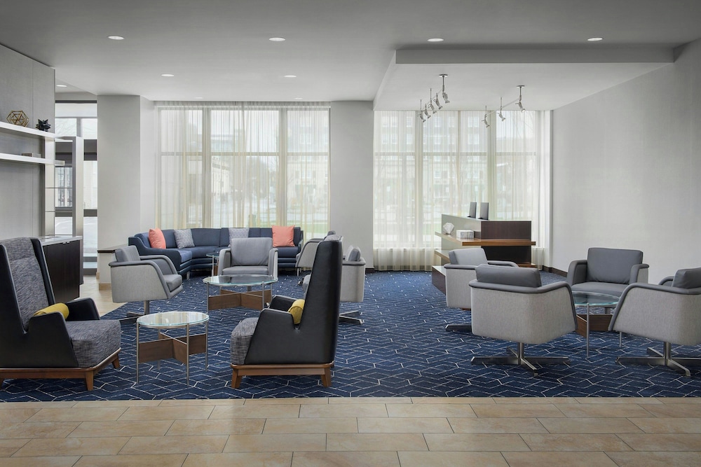 Courtyard Muncie at Horizon Convention Center 41/55