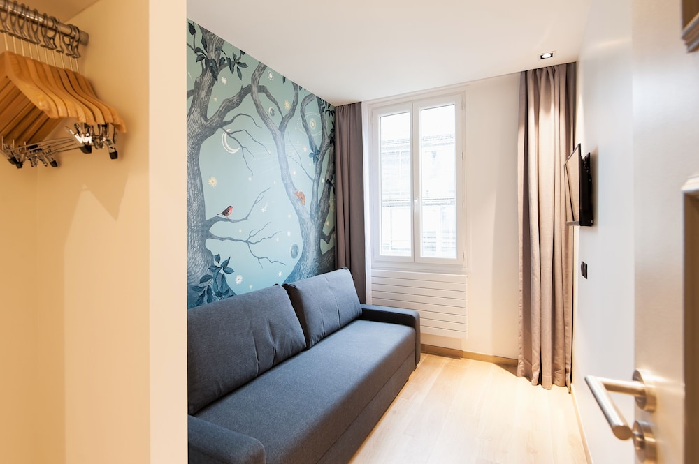Hotel Au Coeur Du Marais 33/50