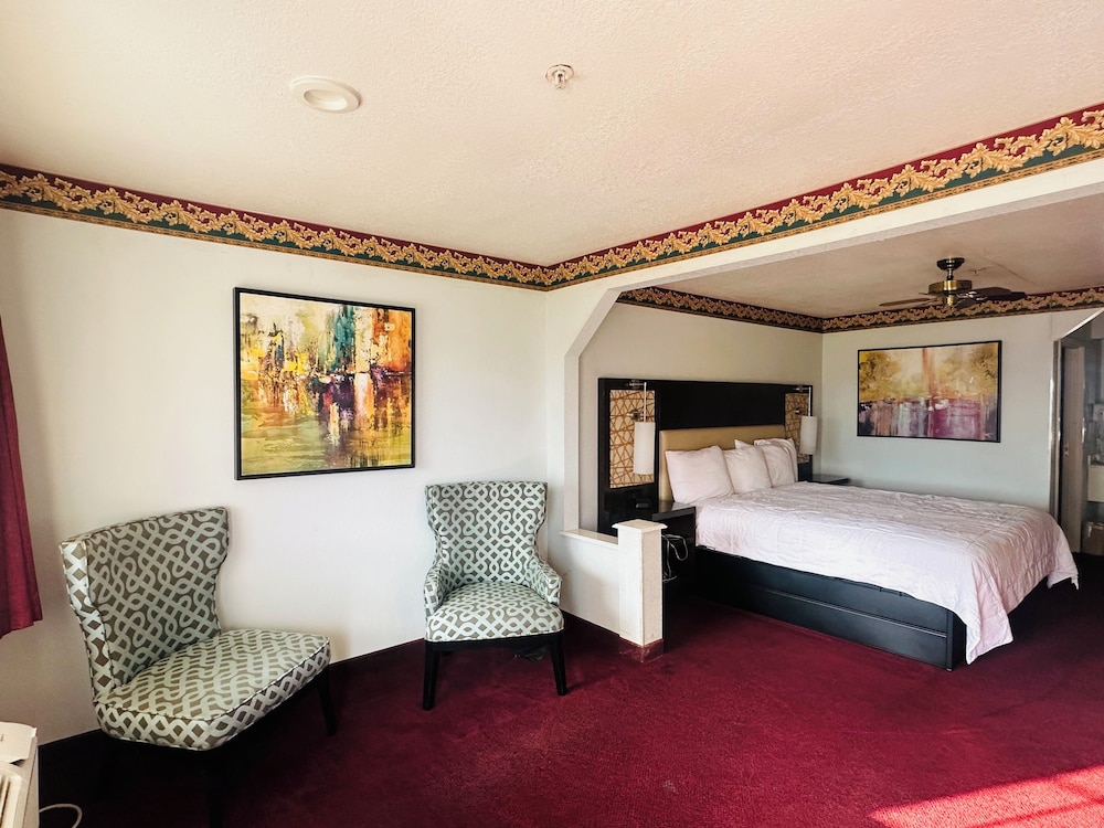 The Executive Inn Suites 20/67