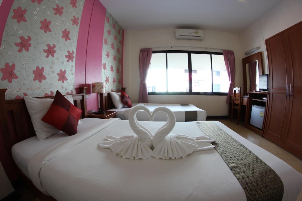 My Place At Surat Hotel 16/63