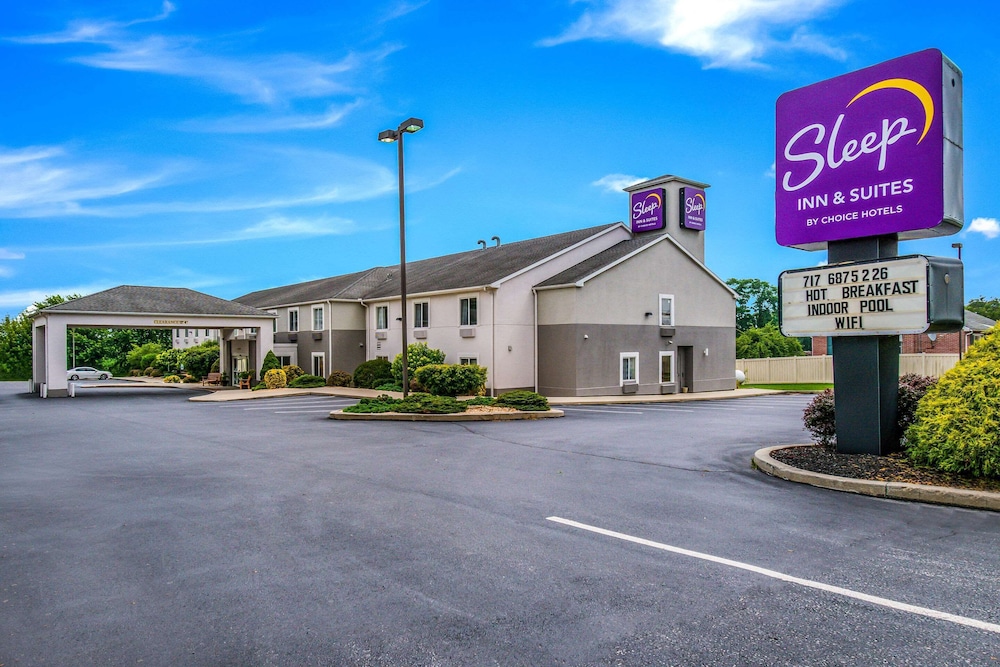 Sleep Inn & Suites main