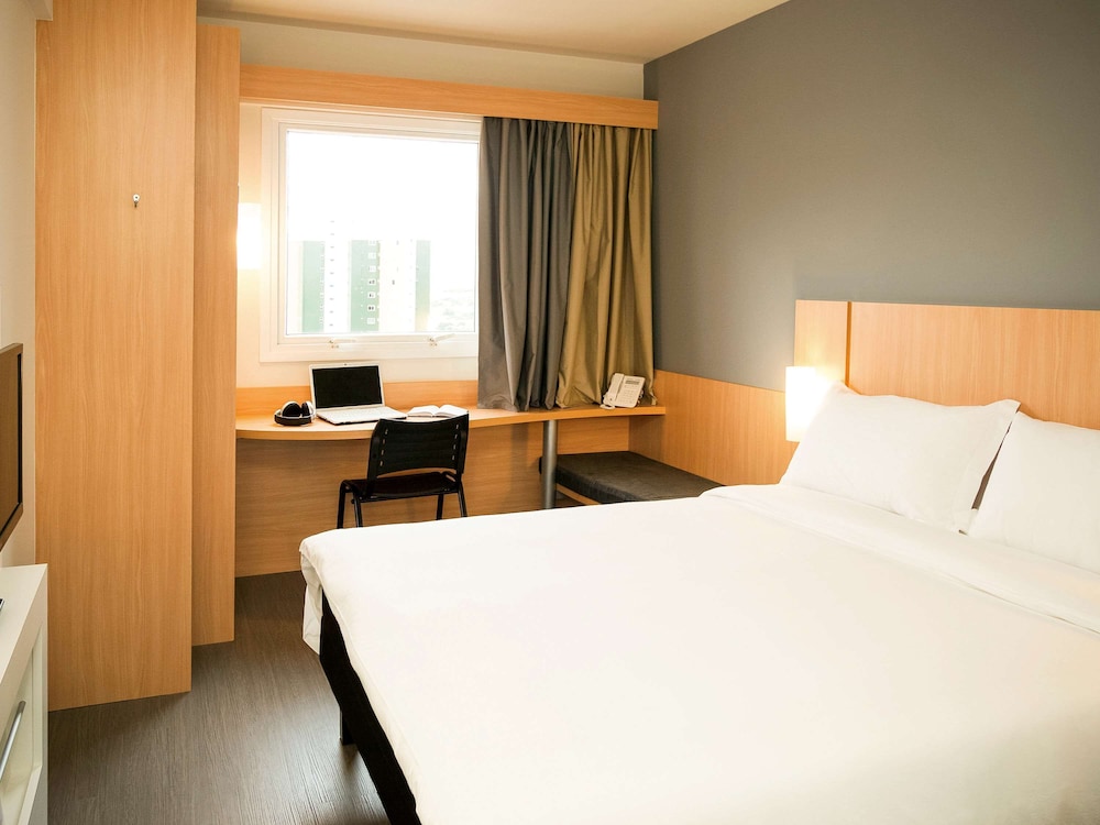 Ibis Cascavel 15/52
