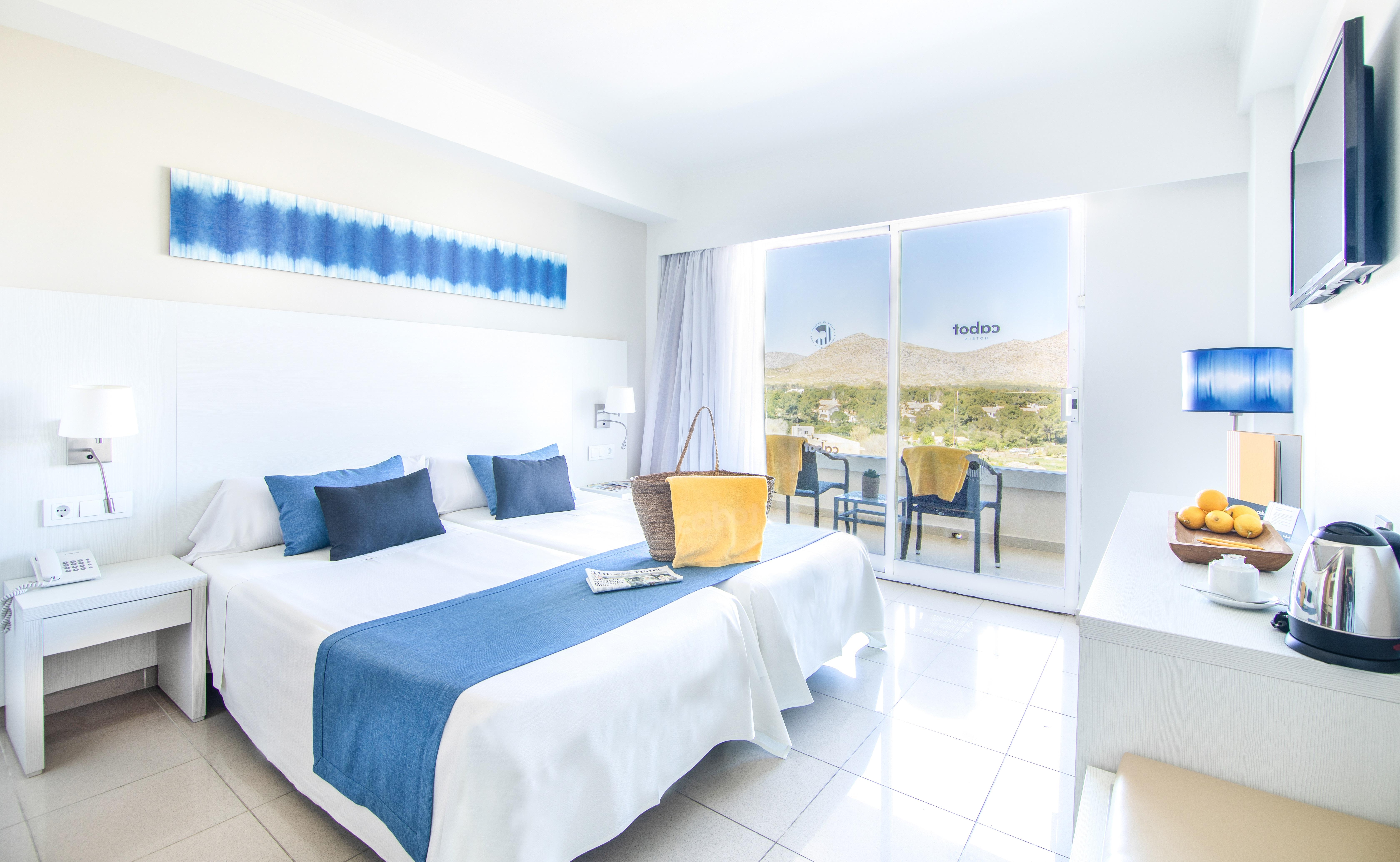 Standard, Double Bed, Balcony or Terrace