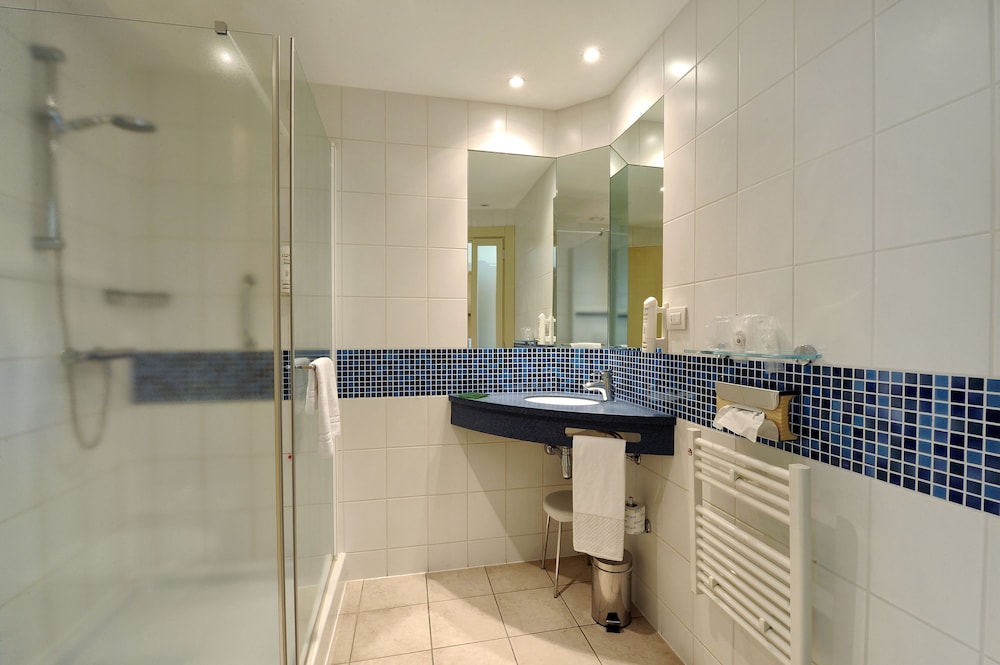 Bes Hotel Bergamo West 14/65
