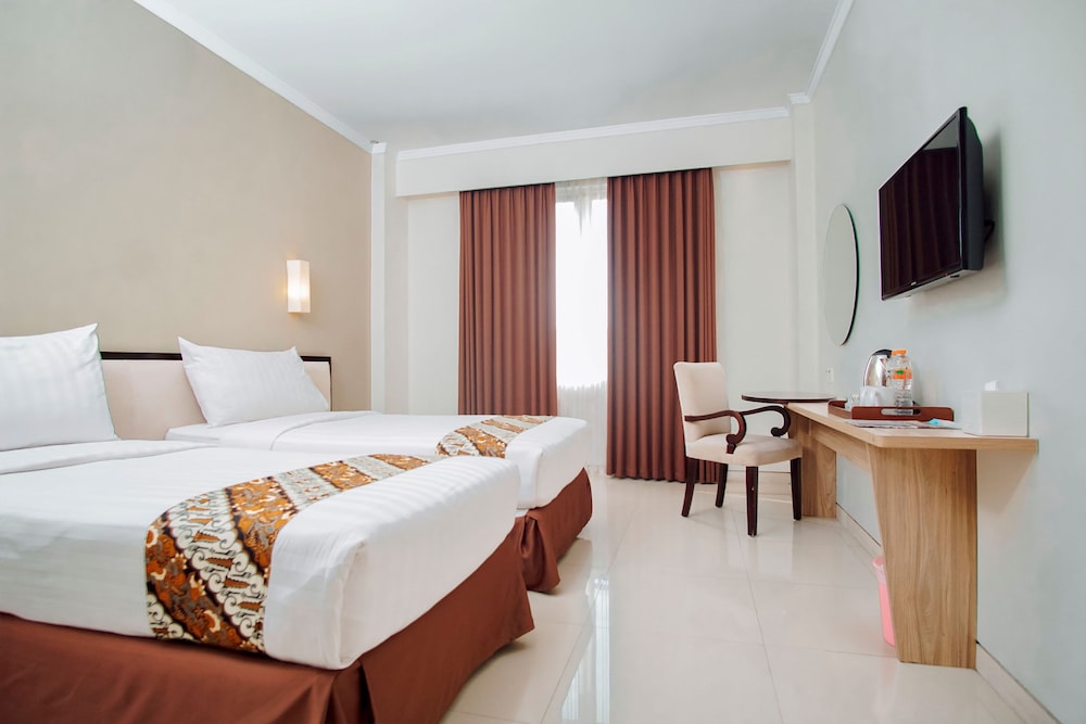 1 BEDROOM, DELUXE