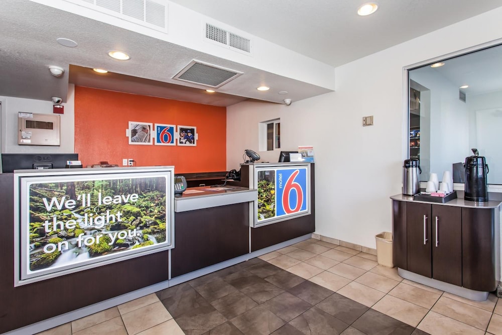 Motel6 Williams, CA 7/45