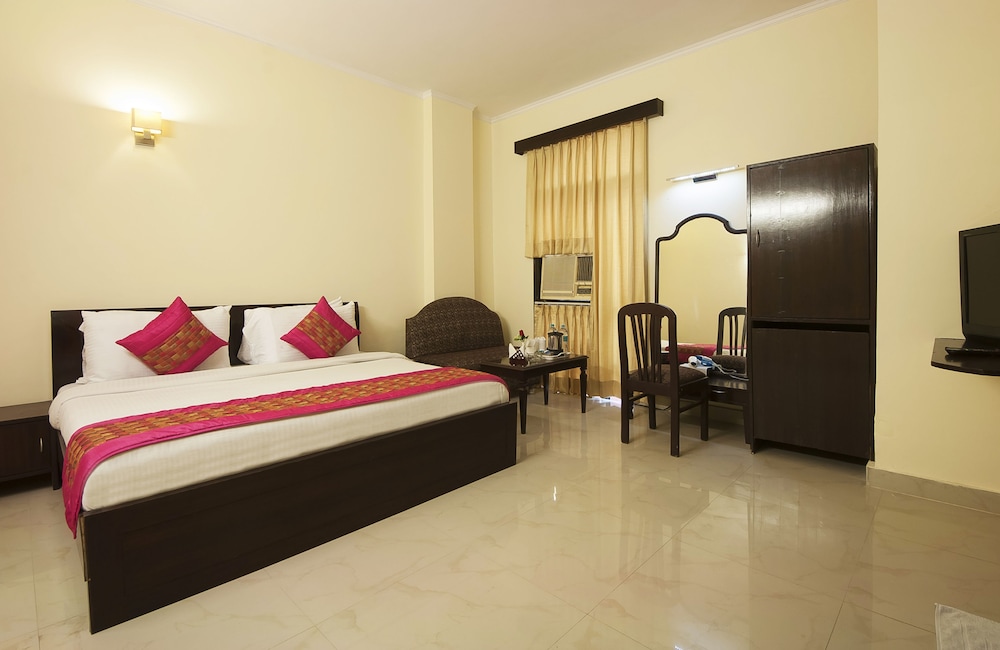 Delhi Darbar hotel 10/63