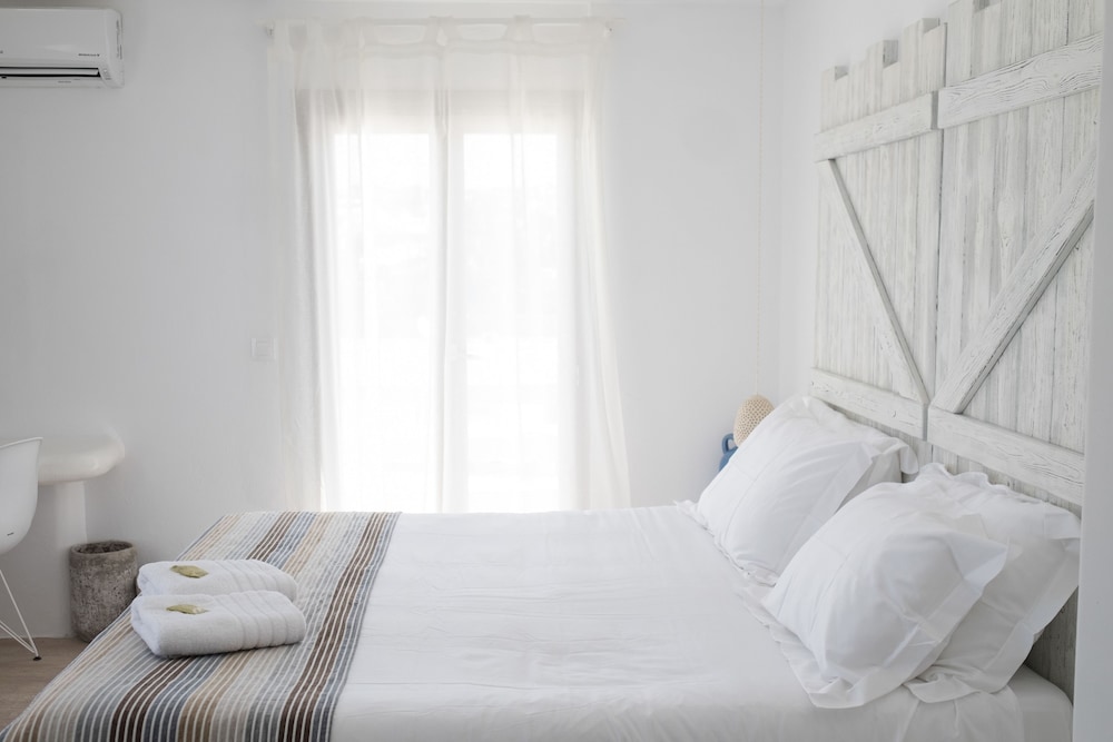 Akkadian Mykonos Resort 15/69