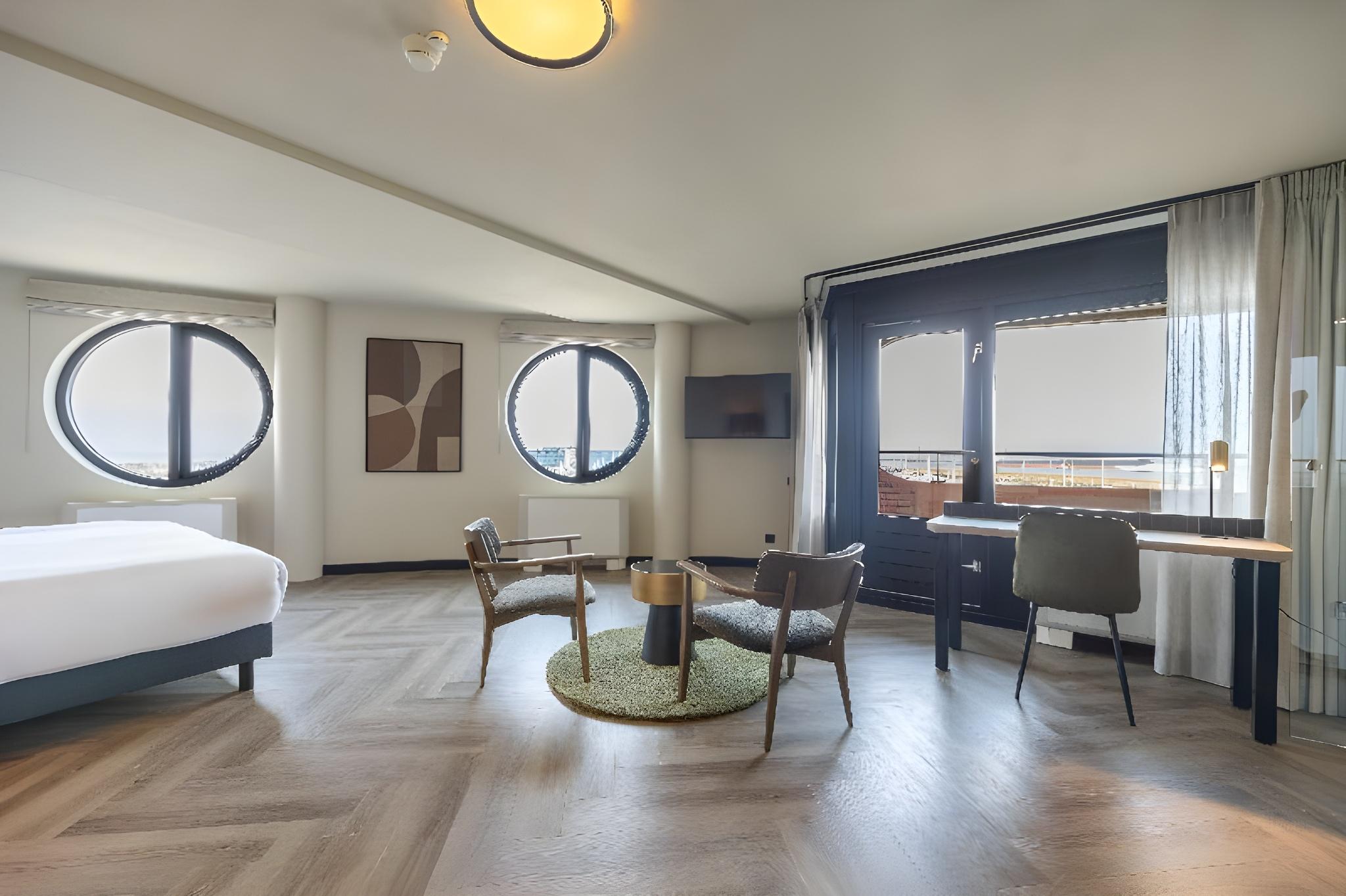 Wellness, Suite, 1 Queen and 1 Double Bed