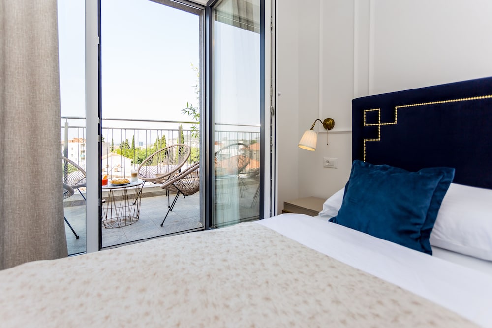 Art Hotel 35/80