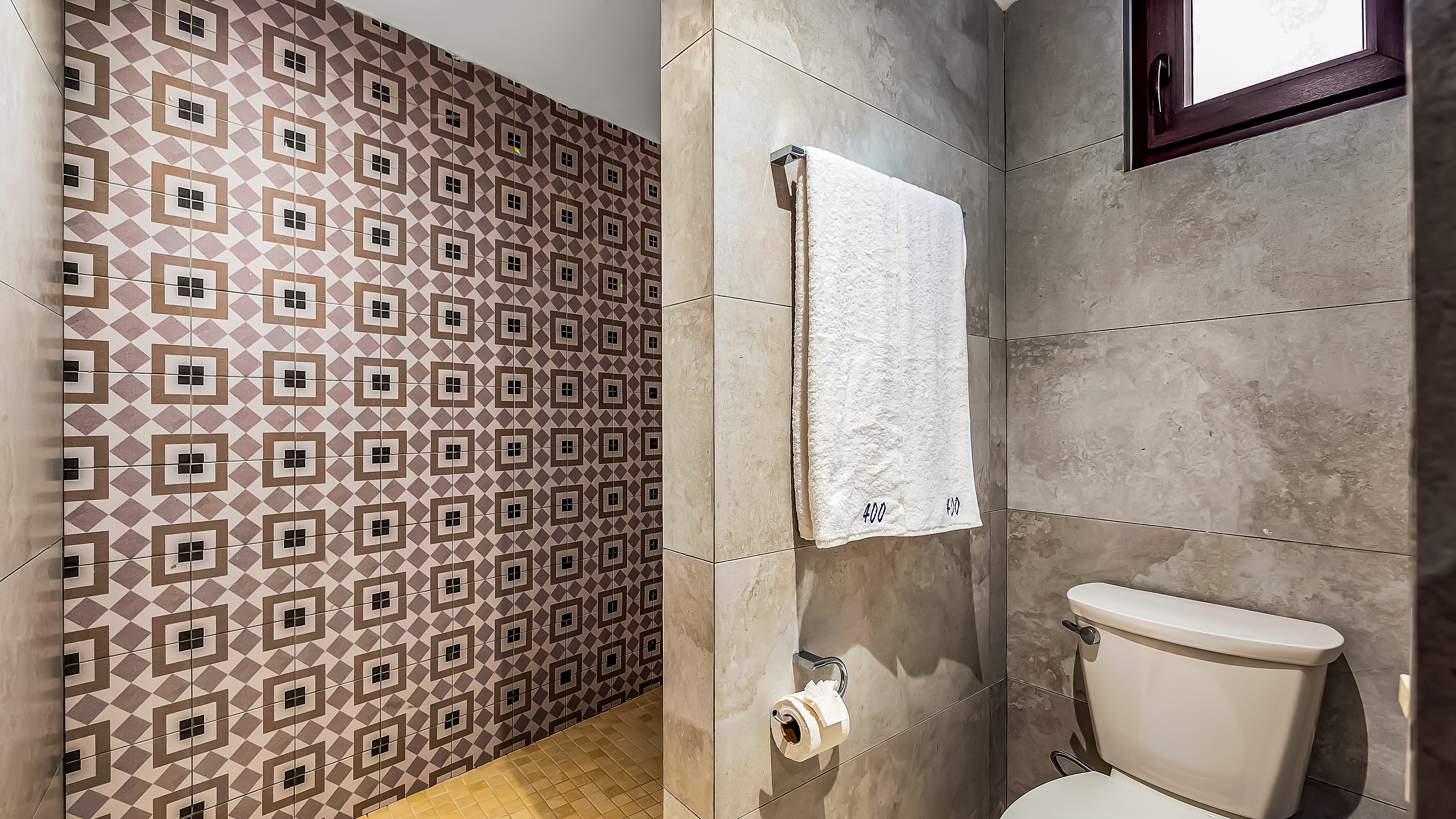 Hotel Marboka & Suites 55/58