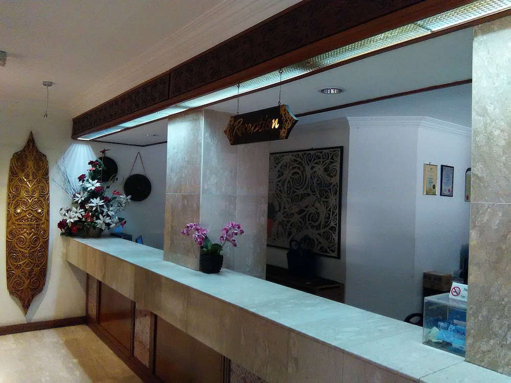 Telang Usan Hotel 9/44