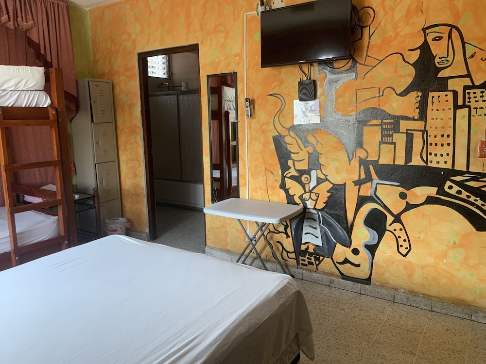 Tamarindo hostel 34/50