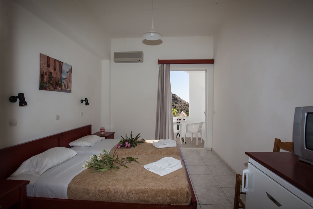 Ammoudi Hotel 16/45
