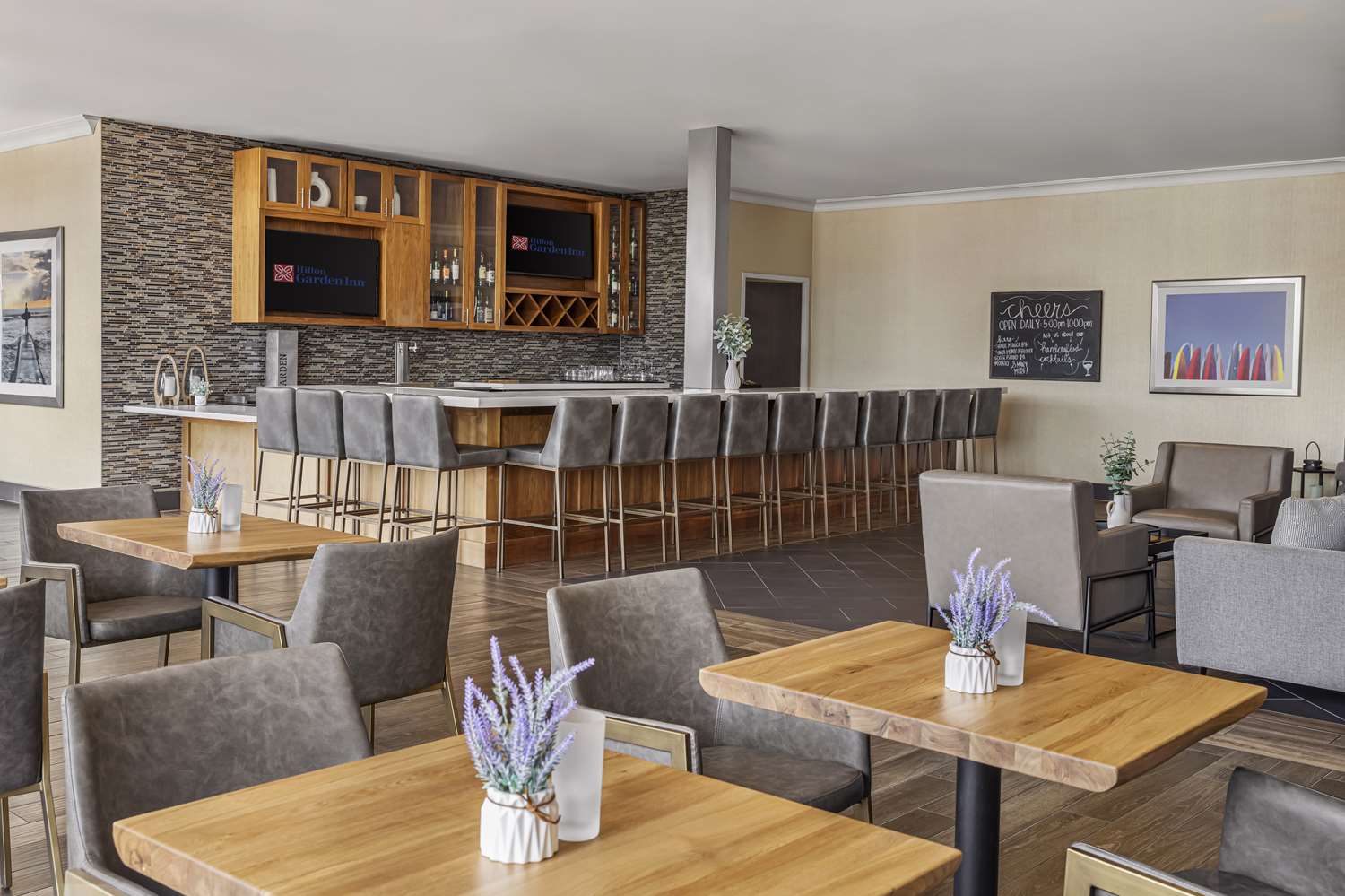 Hilton Garden Inn Los Angeles Redondo Beach 31/48