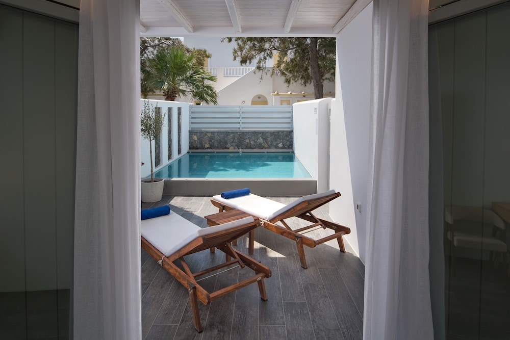 Meltemi Excelsior Suites And Spa 28/31