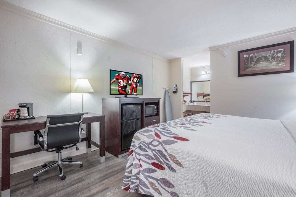 Days Inn by Wyndham Forrest City I-40 12/29