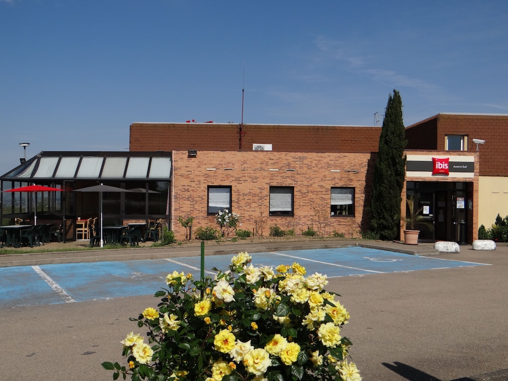 Hotel ibis Auxerre Sud 8/68
