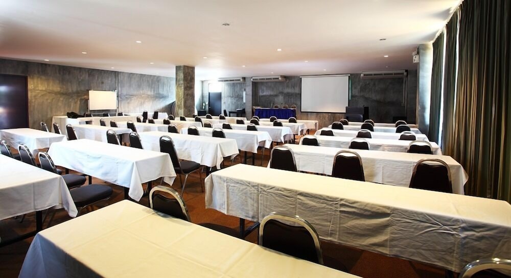 B2 Mahidol Boutique & Budget Hotel 38/42