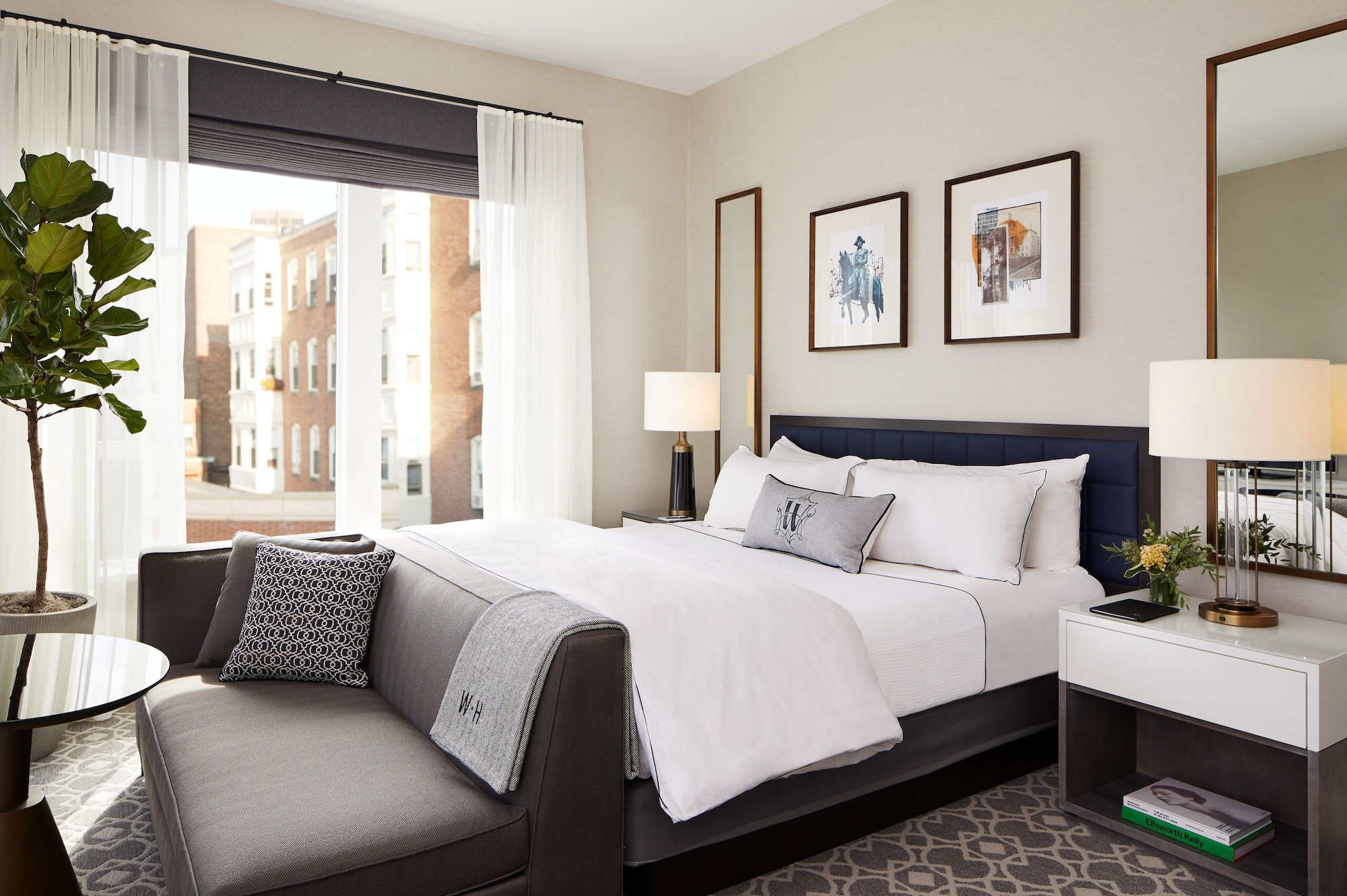 STUDIO, KING BED, RIVER VIEW