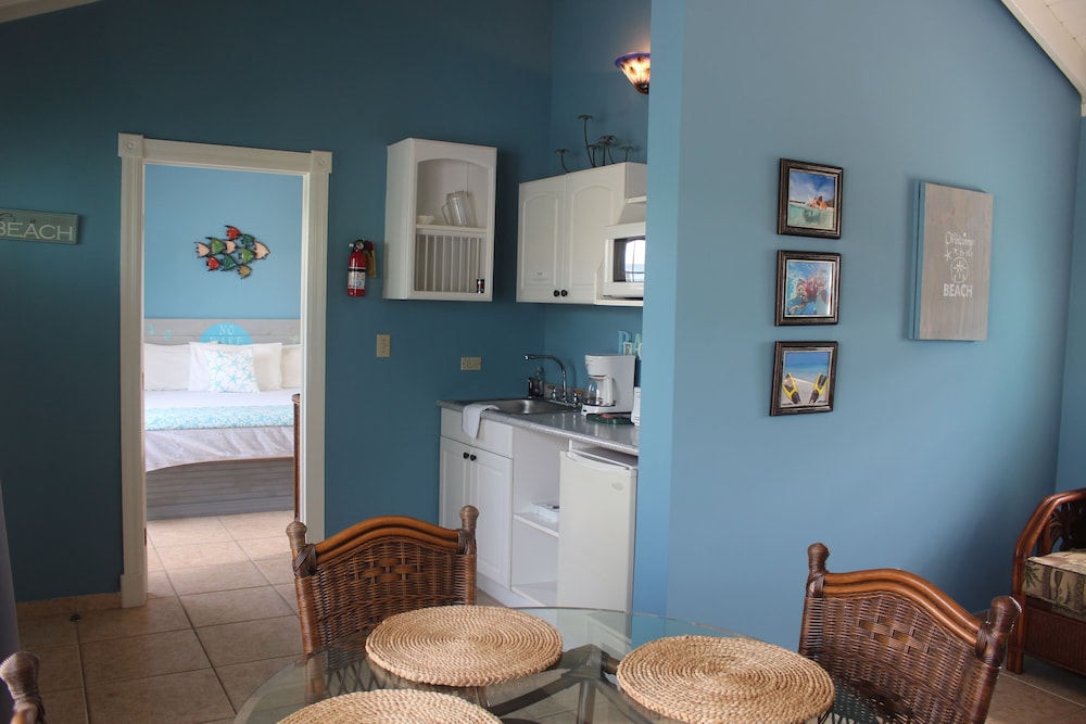 Hideaways Exuma 9/76