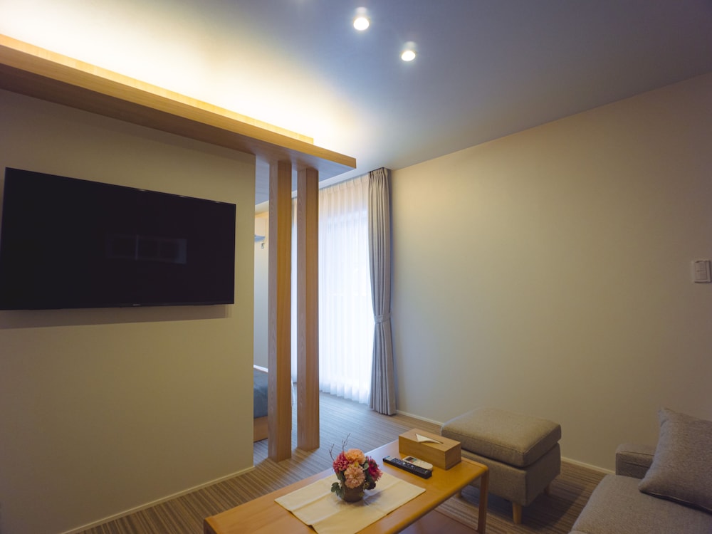 Grand Base Hakata Sumiyoshi 34/50
